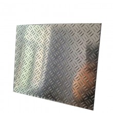 Aluminum-patterned floor